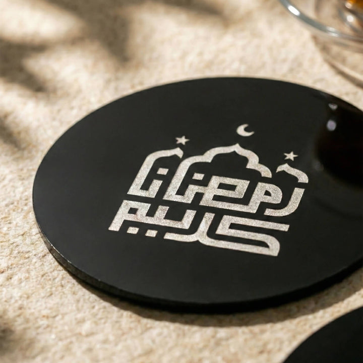 Akrilik Bardak Altlığı – Modern İslami Sofra Aksesuarı