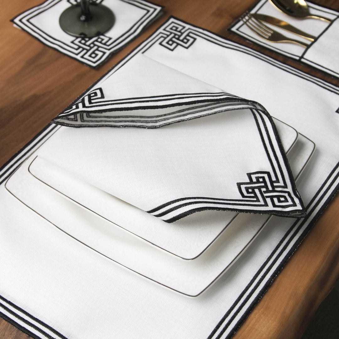Ramazan İftar Seti - 6 Kişilik 24 Parça Geometrik Nakışlı Peçete Takımı