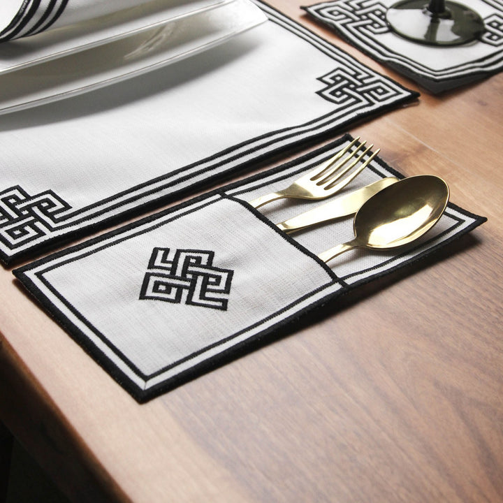 Ramazan İftar Seti - 6 Kişilik 24 Parça Geometrik Nakışlı Peçete Takımı