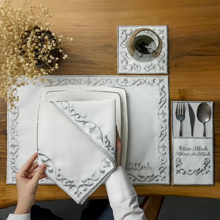 Bismillah ve Elhamdülillah Yazılı Kumaş Peçete Takımı - 6 Kişilik (24 Parça)
