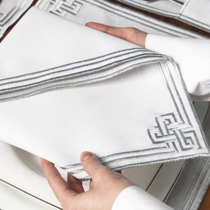 Ramazan İftar Seti - 6 Kişilik 24 Parça Geometrik Nakışlı Peçete Takımı