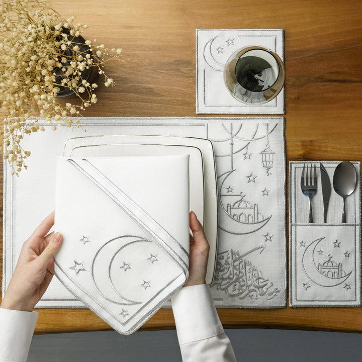 Ramazan Temalı Kumaş Peçete Takımı - 6 Kişilik Sofra Seti (24 Parça)