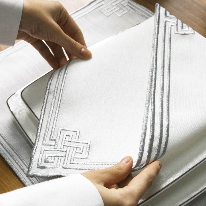 Ramazan İftar Seti - 6 Kişilik 24 Parça Geometrik Nakışlı Peçete Takımı