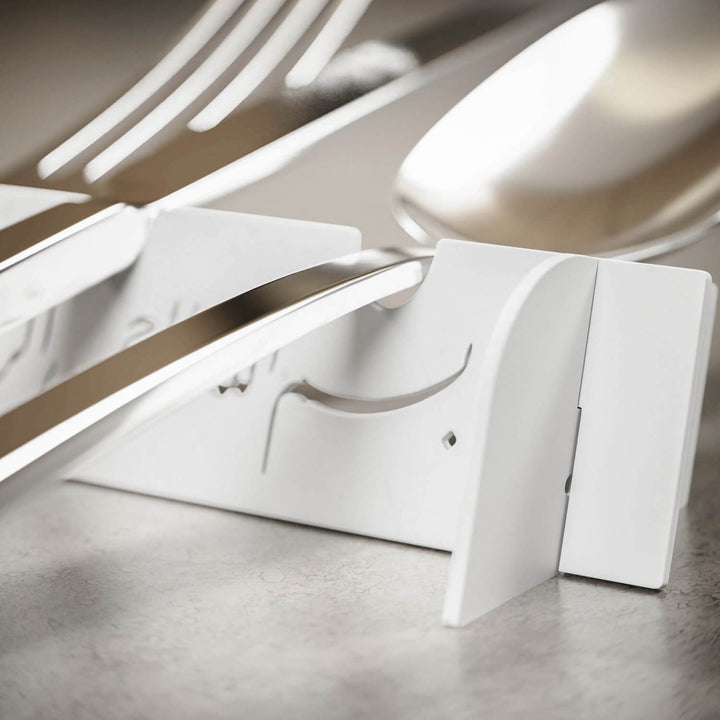 Metal Çatal Bıçak Tutucu – Besmele İşlemeli Lüks Sunum Aksesuarı