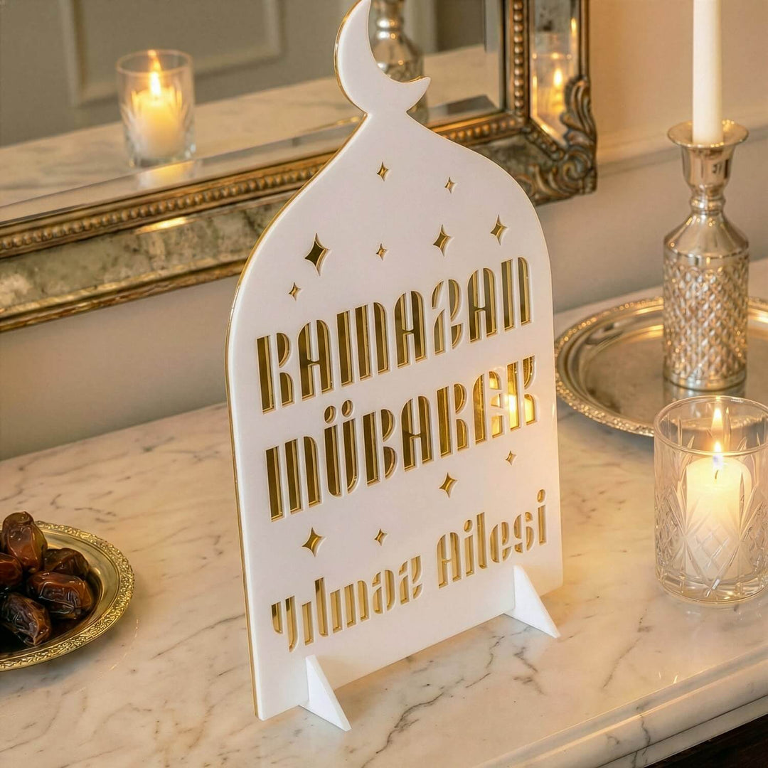 Modern Masa Üstü Ramazan Dekoru - Kişiye Özel Aile İsimli Akrilik Stand