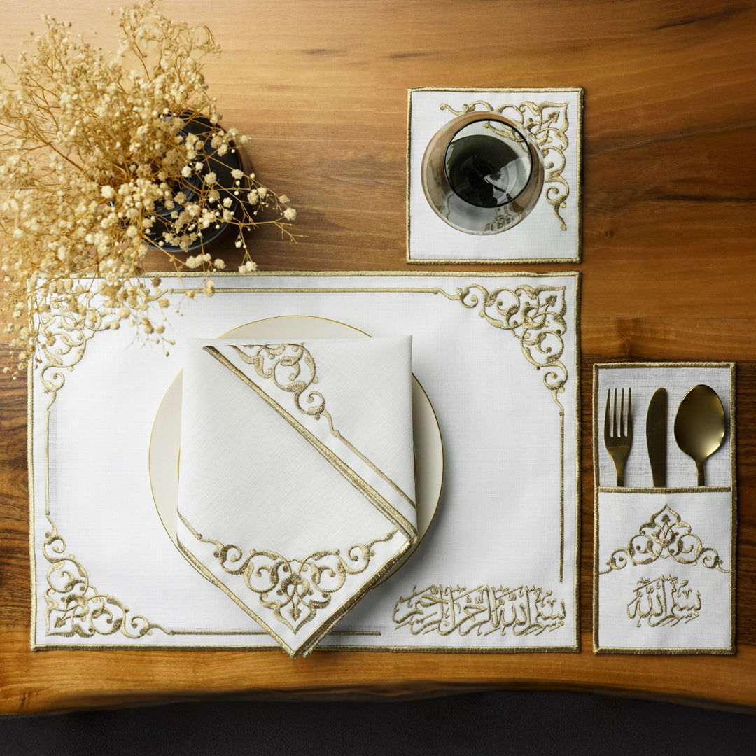 altin nakis besmele islemeli ramazan sofra seti amerikan servis catal bicak kesesi ile servis ve kokteyl pecetelerinden olusur islamicwallarttr