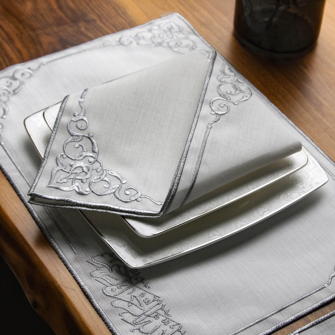 amerikan servis ve sunum pecetesi gumus nakis isi ve besmele islemesi ile ramazan sofralari icin anlamli ve zarif islamicwallartttr