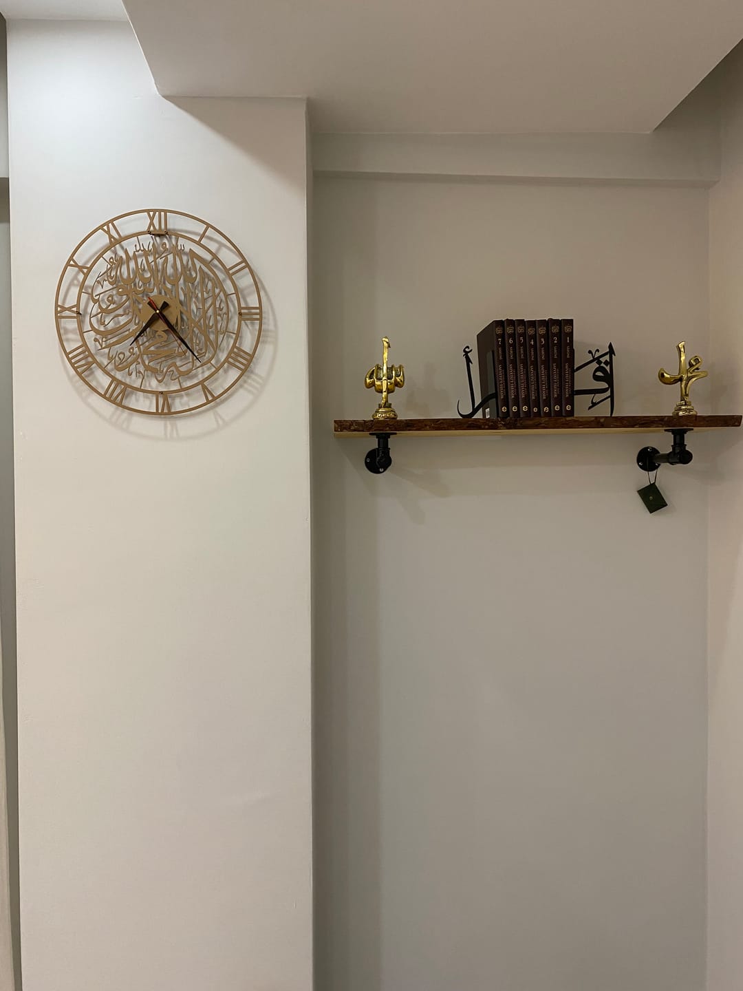 Ellerinize emeğinize sağlık güzel bir ürün ufak tavsiyem bir modelini de Arapça rakamlı yapılabilirdiniz