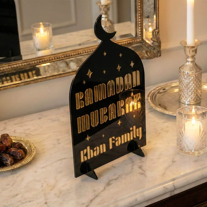 Modern Masa Üstü Ramazan Dekoru - Kişiye Özel Aile İsimli Akrilik Stand