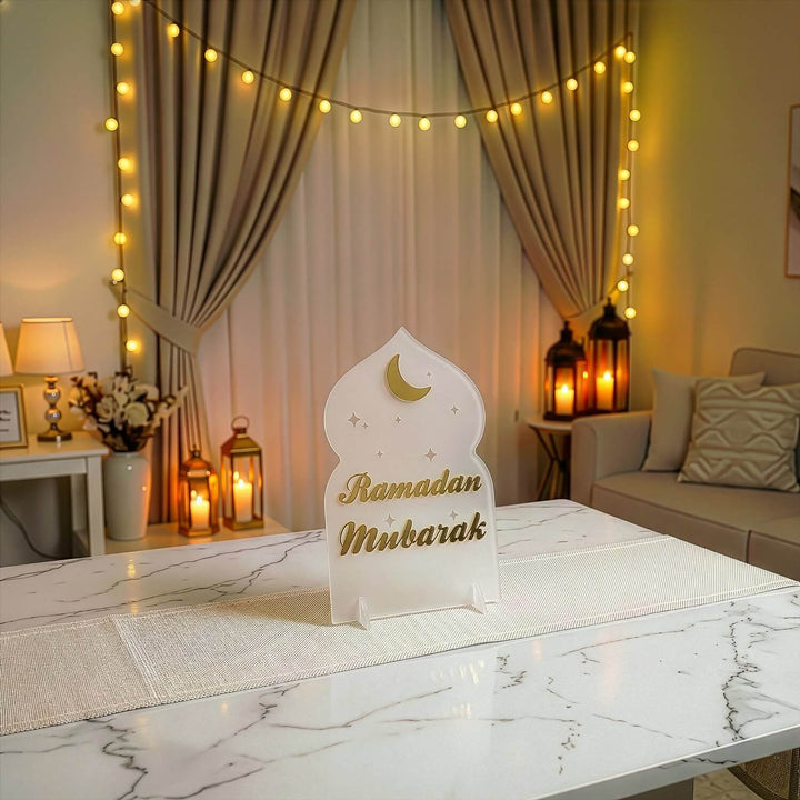 Ramazan Mübarek Akrilik Masa Üstü Dekor - Modern İslami Tasarım