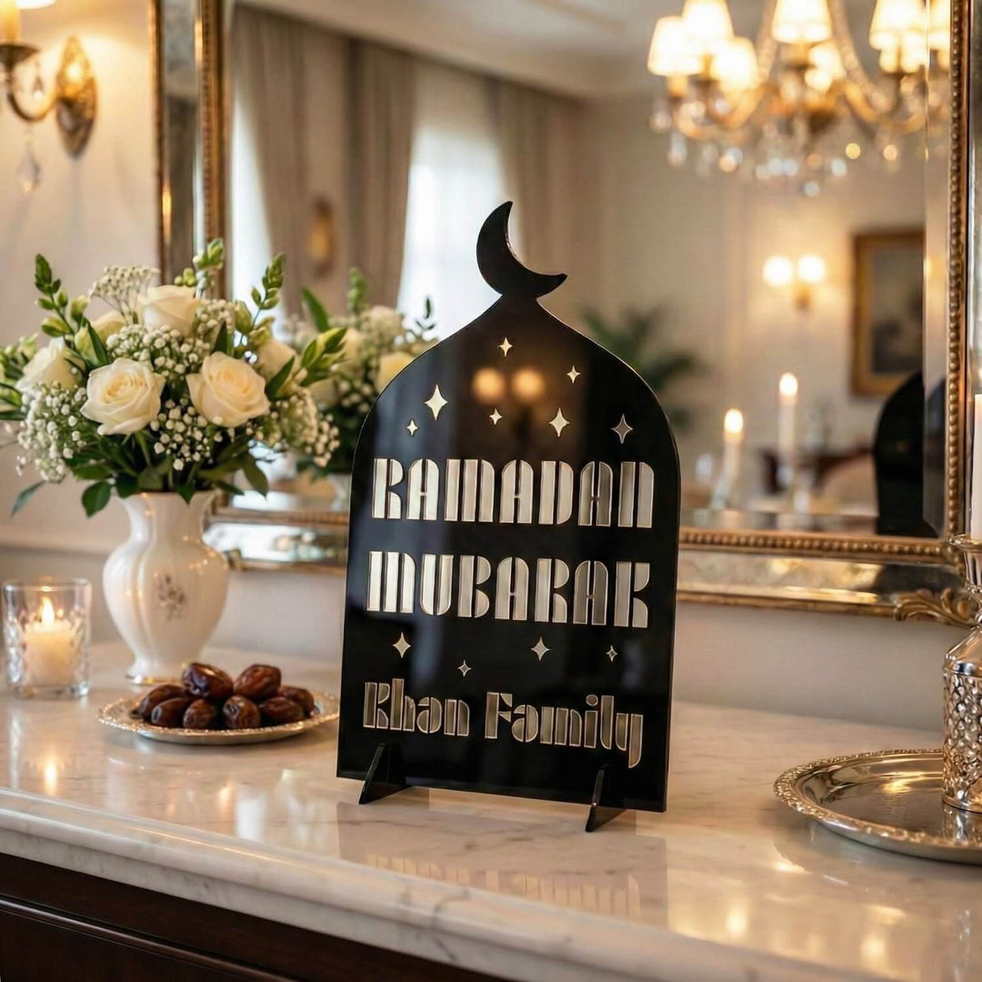Modern Masa Üstü Ramazan Dekoru - Kişiye Özel Aile İsimli Akrilik Stand
