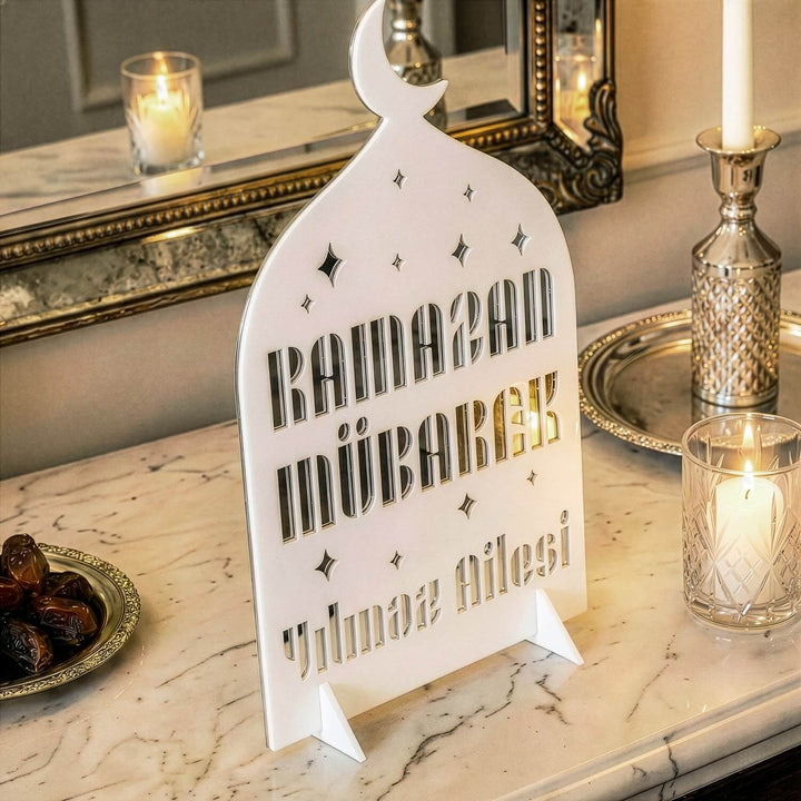Modern Masa Üstü Ramazan Dekoru - Kişiye Özel Aile İsimli Akrilik Stand