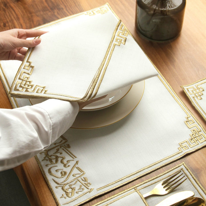 ehlen ve sehlen ramazan sofra seti kirik beyaz gardenya kumasi ve gercek nakis islemesiyle zarif ve kalitelidir islamicwallarttr