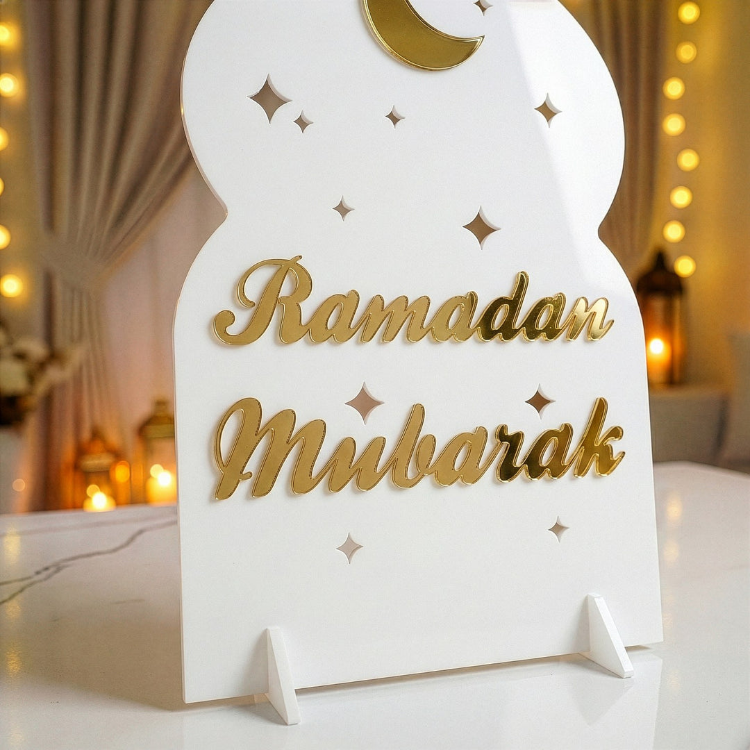 Ramazan Mübarek Akrilik Masa Üstü Dekor - Modern İslami Tasarım