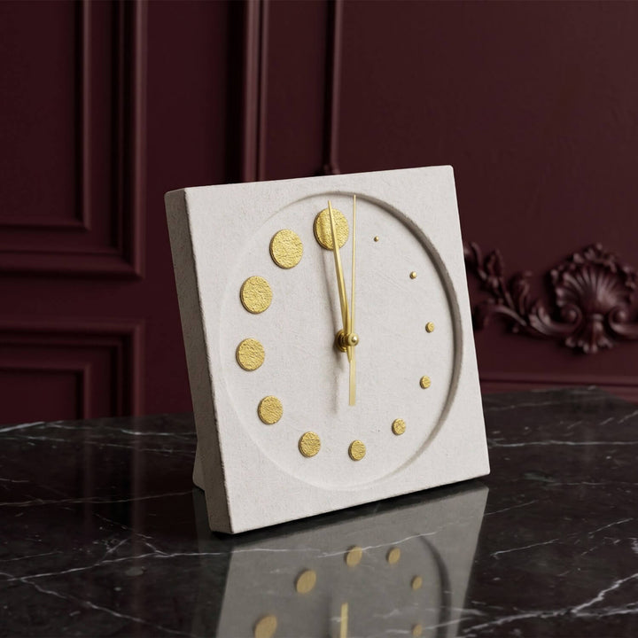 Geometrik Daire Formlu Taş Döküm Masa Saati – Minimalist Tasarım