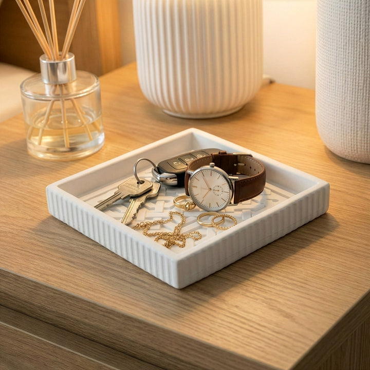 geometrik gecme desenli islami el yapimi tas tozu tabak icinde takilar bulunuyor islamicwallarttr