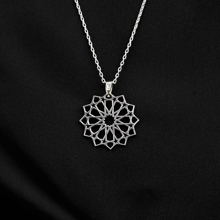 islami geometrik kolye çiçek ve yildiz motifli gumus kolye islamicwallarttr