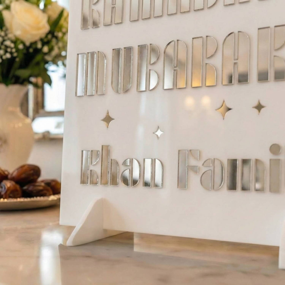 Ramazan mubarek yazili kisiye ozel gumus ve beyaz akrilik masaustu dekor yakin cekim islamicwallarttr