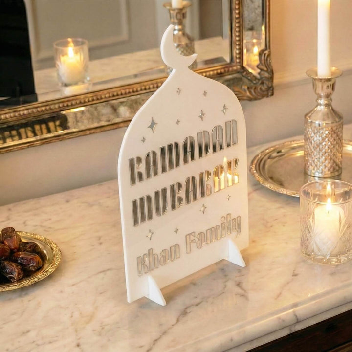 Modern Masa Üstü Ramazan Dekoru - Kişiye Özel Aile İsimli Akrilik Stand