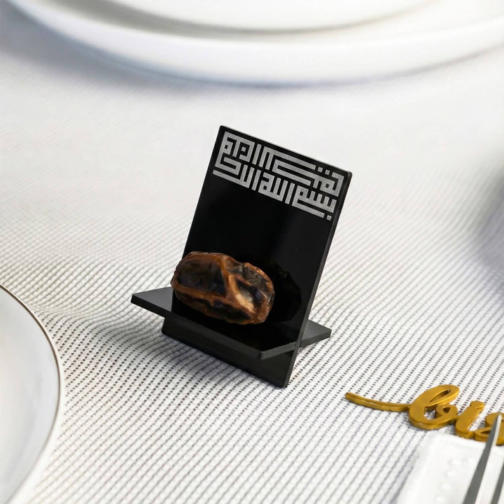 Hurmalık - Kufi Besmele Yazılı İkramlık Hurma Standı