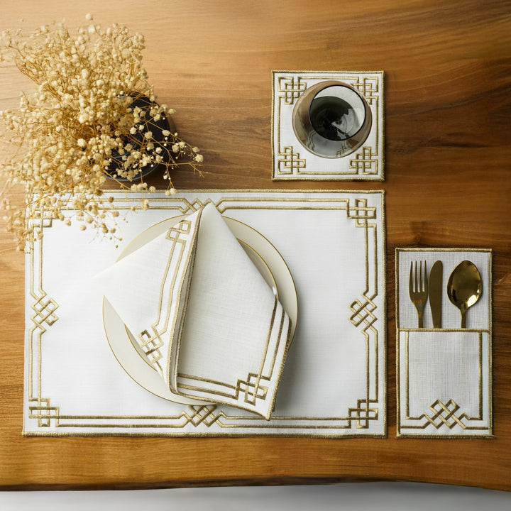 geometrik nakis islemeli 6 kisilik 24 parca sofra sunum takimi zarif yapisiyla on plandadir islamicwallarttr