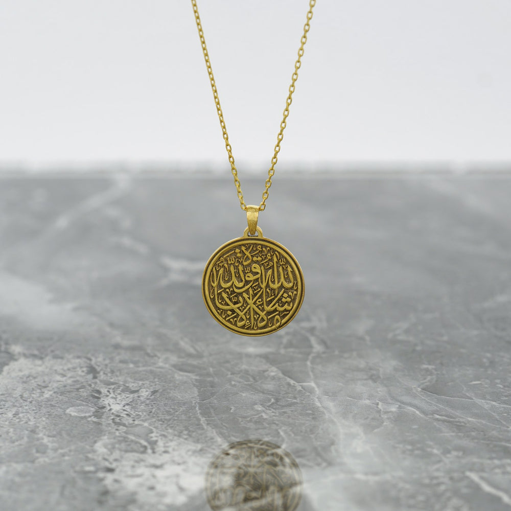 masallah la havle vela kuvvete illa billah yazili altin kaplama gumus kolye islamicwallarttr