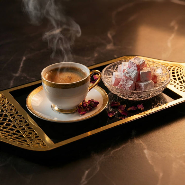 altin pleksi islemeli siyah akrilik tepsi iki yanindaki mihrap tasarimla ramazan sunumlari icin ideal islamicwallarttr