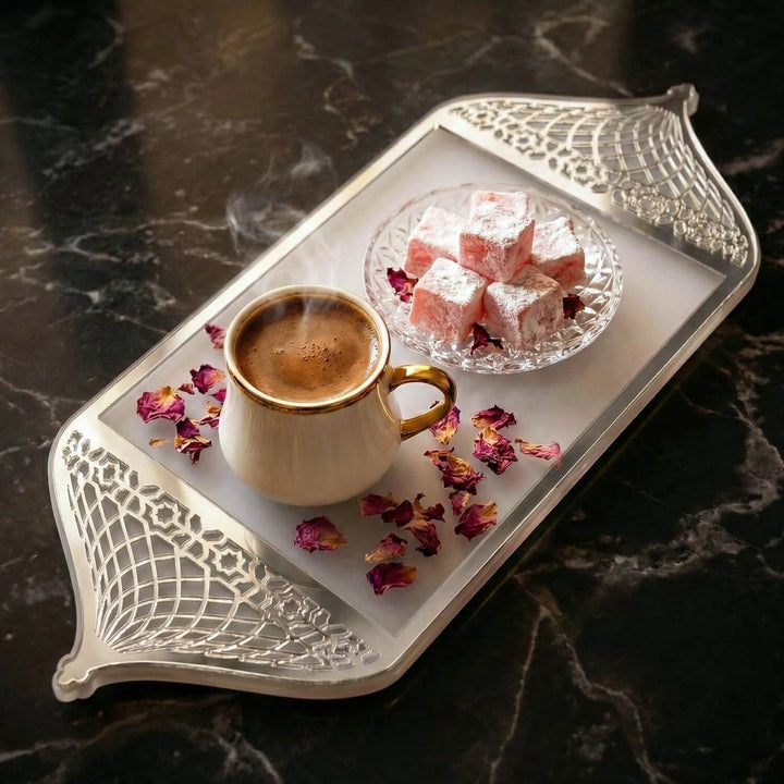 gumus pleksi islemeli buzlu akrilik tepsi iki yanindaki mihrap tasarimla ramazan sunumlari icin ideal islamicwallarttr