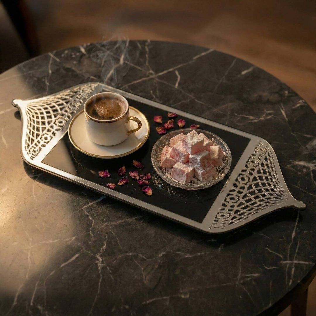 siyah akrilik uzerine ince iscilikle islenen gumus pleksili mihrap tasarim tepsi sunumlarinizi sik ve anlamli kilar islamicwallarttr