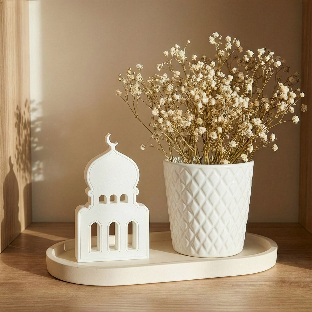 mat beyaz masaustu cami siluetli dekorif biblo kuru cicekler olan dekoratif saksi ile kombinlenmis islamicwallattr