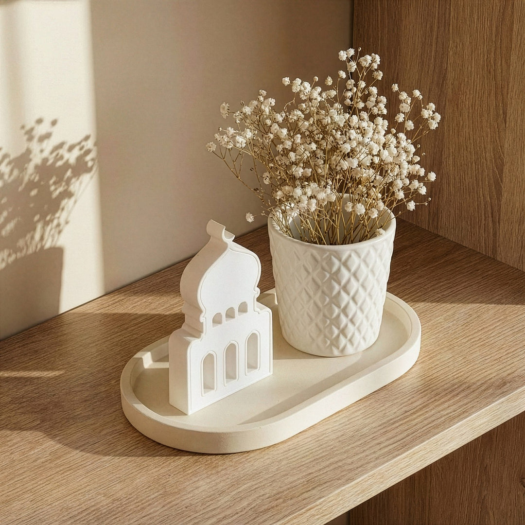 modern cami siluetli tasarimli beyaz tas İslami masa dekoru sade ve sik bir zarafet sunar islamicwallarttr