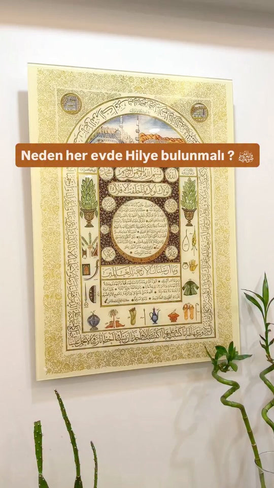 Müşteri paylaşımı: duvarda Hilye-i Şerif ve "Neden her evde Hilye bulunmalı?" başlığı