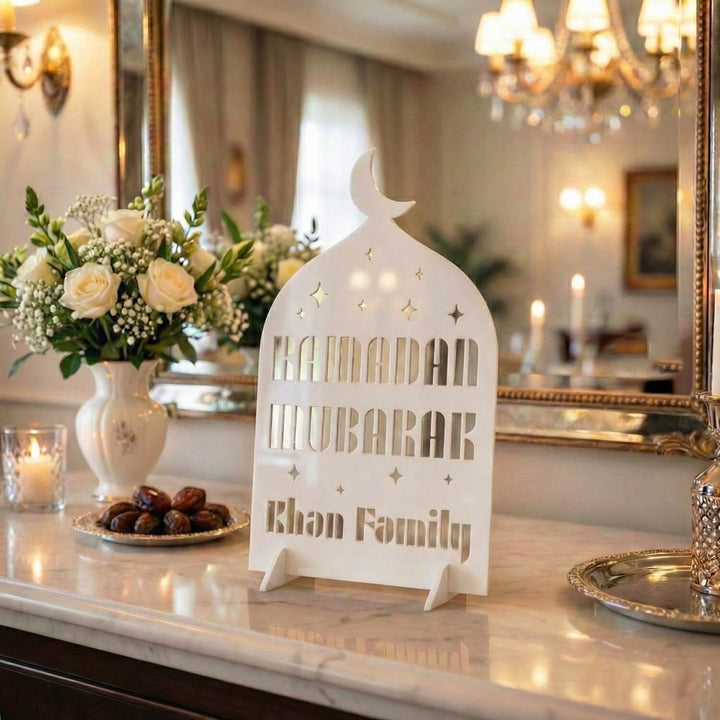Modern Masa Üstü Ramazan Dekoru - Kişiye Özel Aile İsimli Akrilik Stand