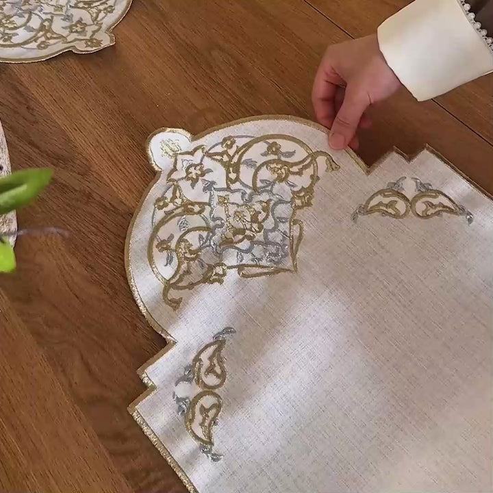 Kubbe Formlu Premium Nakışlı Ramazan Servis Seti - 6 Kişilik 24 Parça