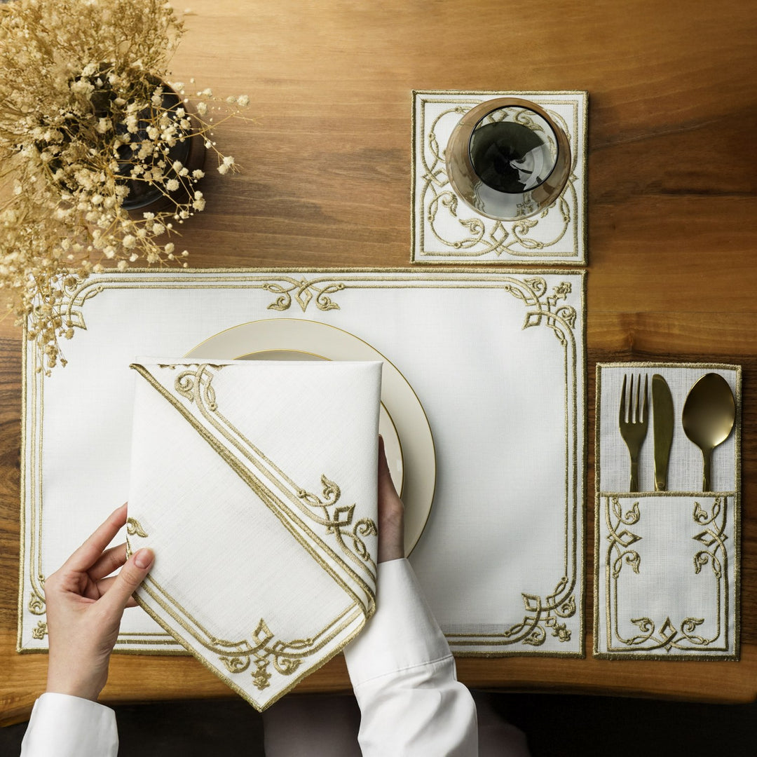Ramazan iftar seti, altın kıvrım nakışlı amerikan servis, peçete, bardak altlığı ve kese üstten