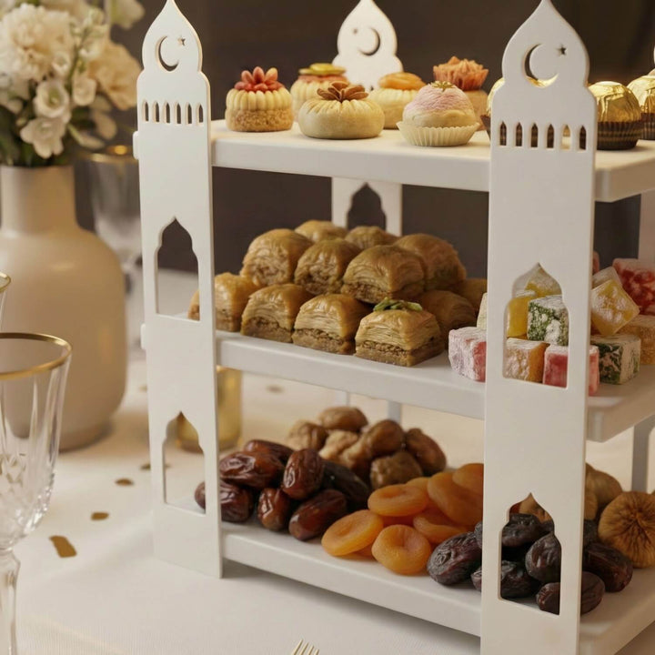 3 katli beyaz rafli beyaz metal servis standi ramazan sohfralarinin odak noktasi olacak islamicwallarttr