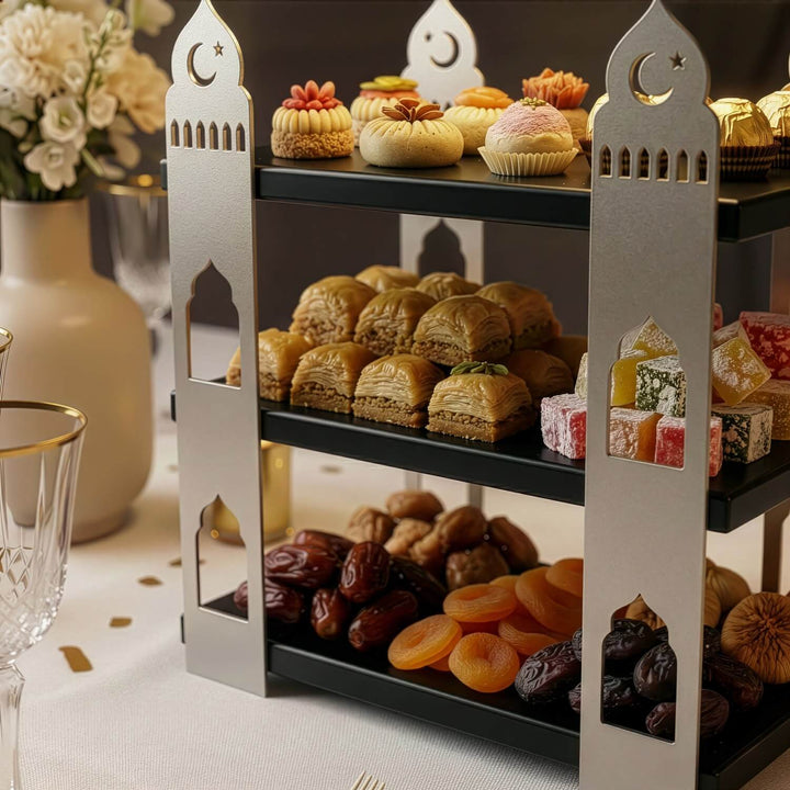 ramazan sofralari icin siyah rafli gumus renk metal 3 katli sunumlugun yakin cekimi islamicwallarttr