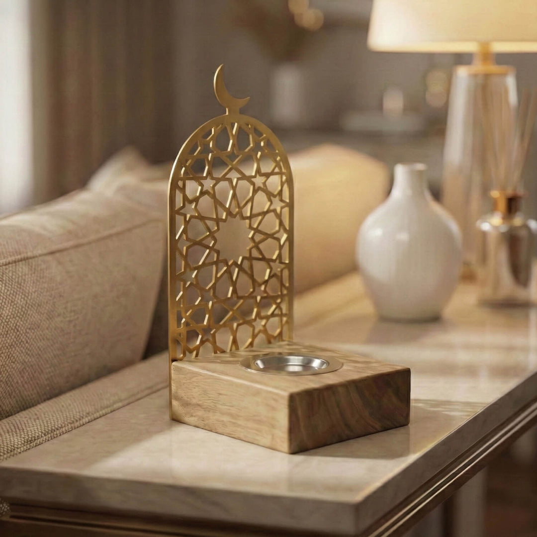 Ev dekorasyonu icin altin renk metal tasarim hilal ve yildiz detayli ahsap buhurdanlik modeli islamicwallarttr