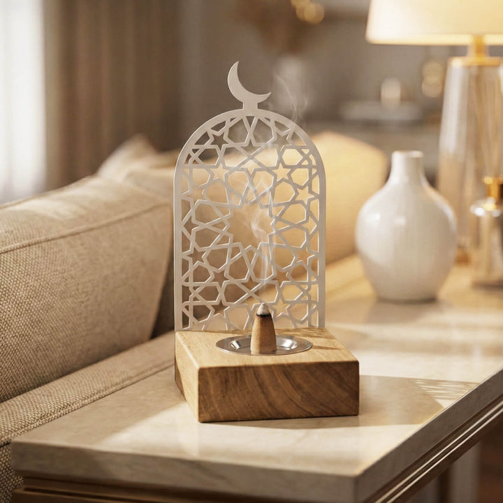 Ahsap tabanli ve hilal figurli beyaz renk metal lazer kesim dekoratif buhurdanlik tutsuluk islamicwallarttr