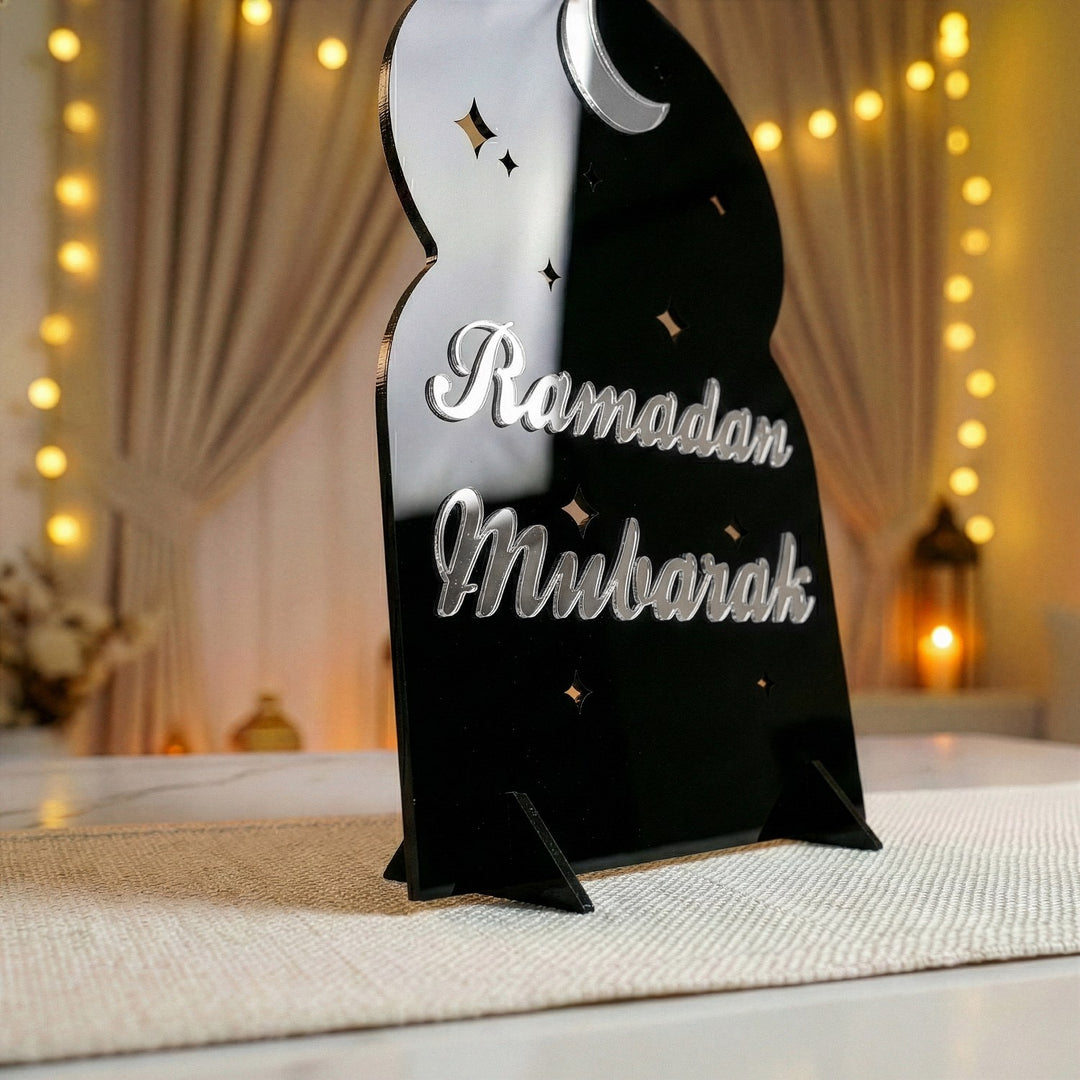 Ramazan Mübarek Akrilik Masa Üstü Dekor - Modern İslami Tasarım