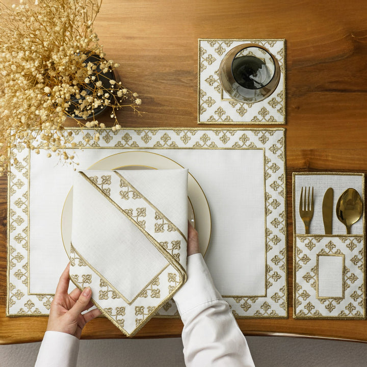 altin nakisli ramazan pecetesi takimi modern ve zarif masa konsepti islamicwallarttr