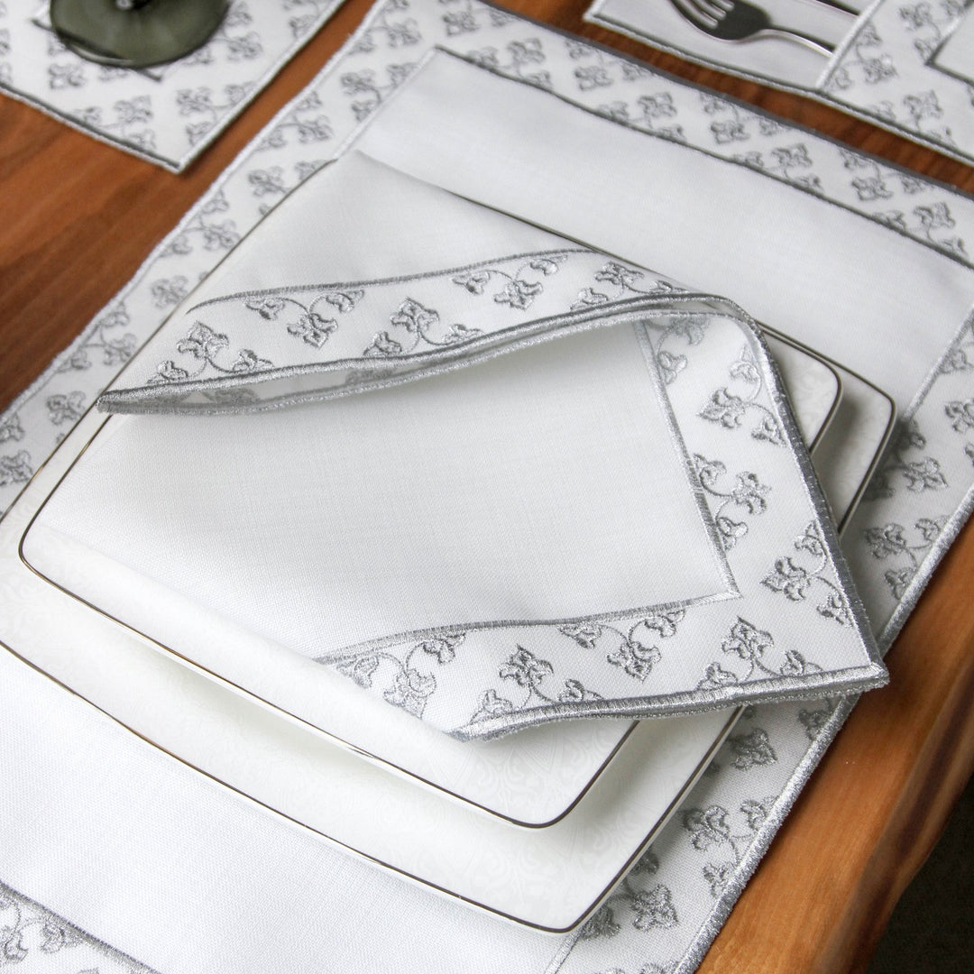 ramazan sofra seti peceteleri ust uste dizili halde yakindan cekim islamicwallarttr