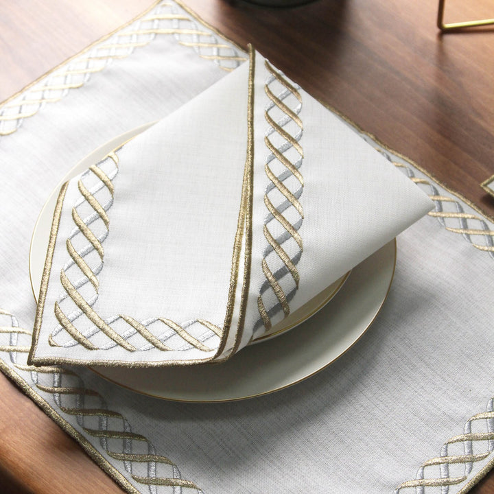 Zincir Kenar İşlemeli Ramazan Sofra Sunum Takımı - 6 Kişilik 24 Parça